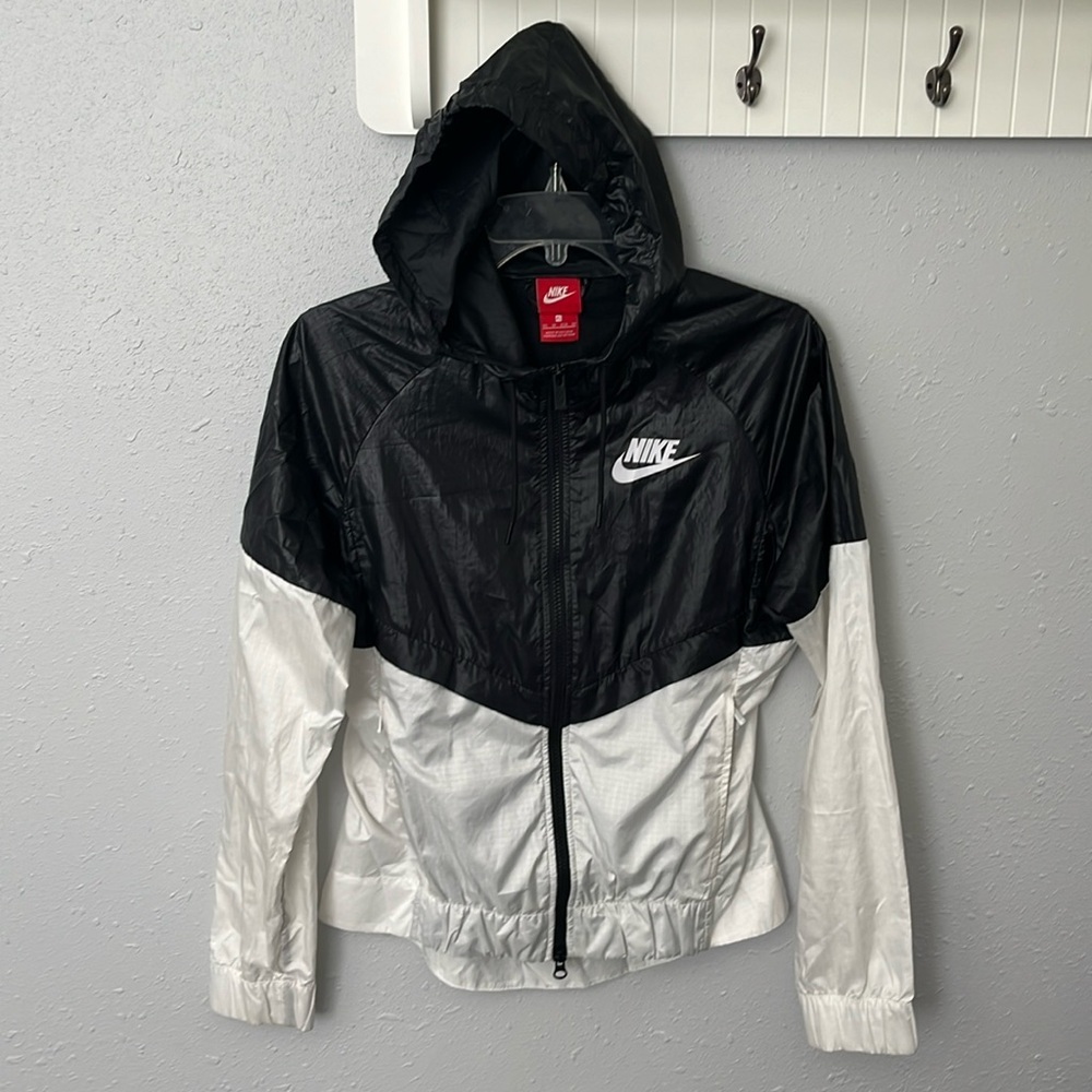 Nike Windrunner Colorblock Jacket - image 4